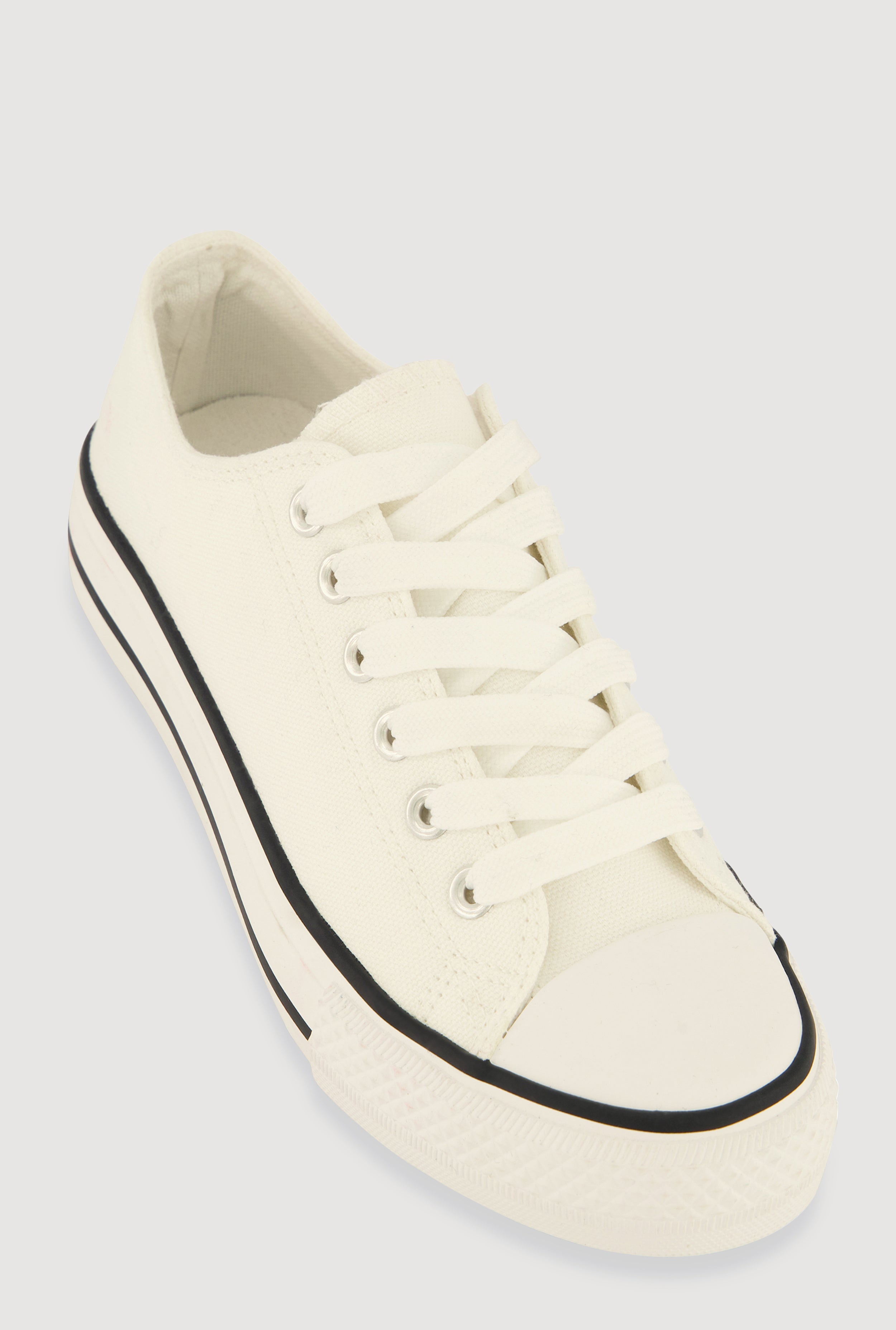 Canvas Cap Toe Low Top Sneakers