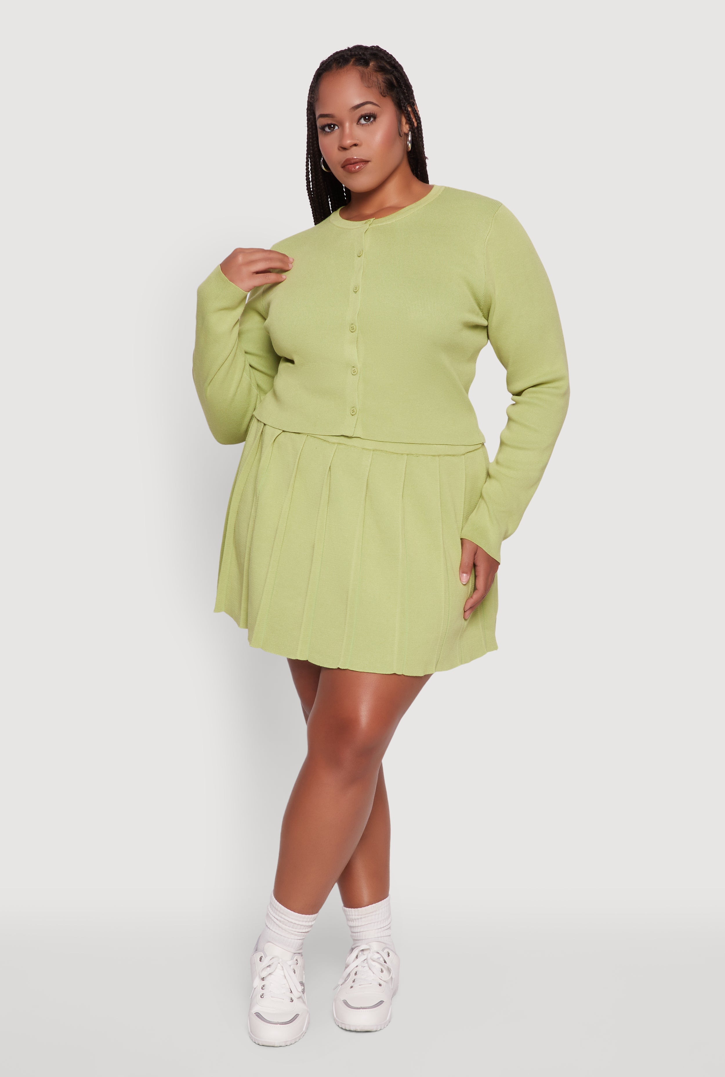 Plus Size High Waisted Solid Mini Pleated Skirt