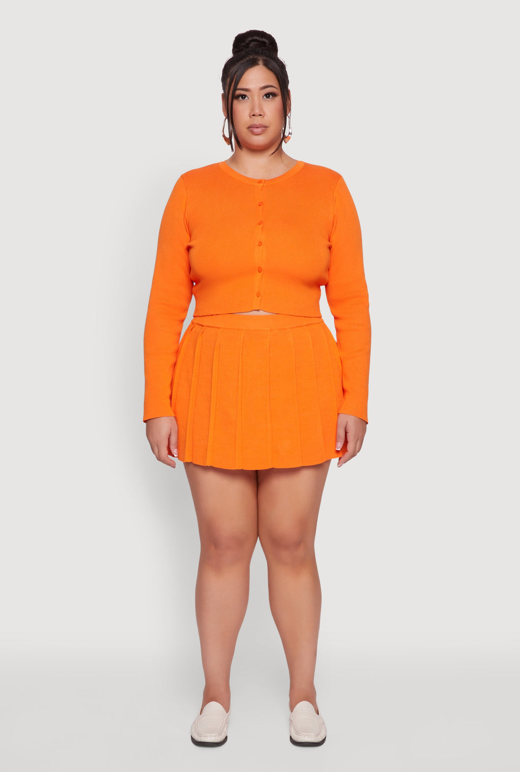 Plus Size High Waisted Solid Mini Pleated Skirt