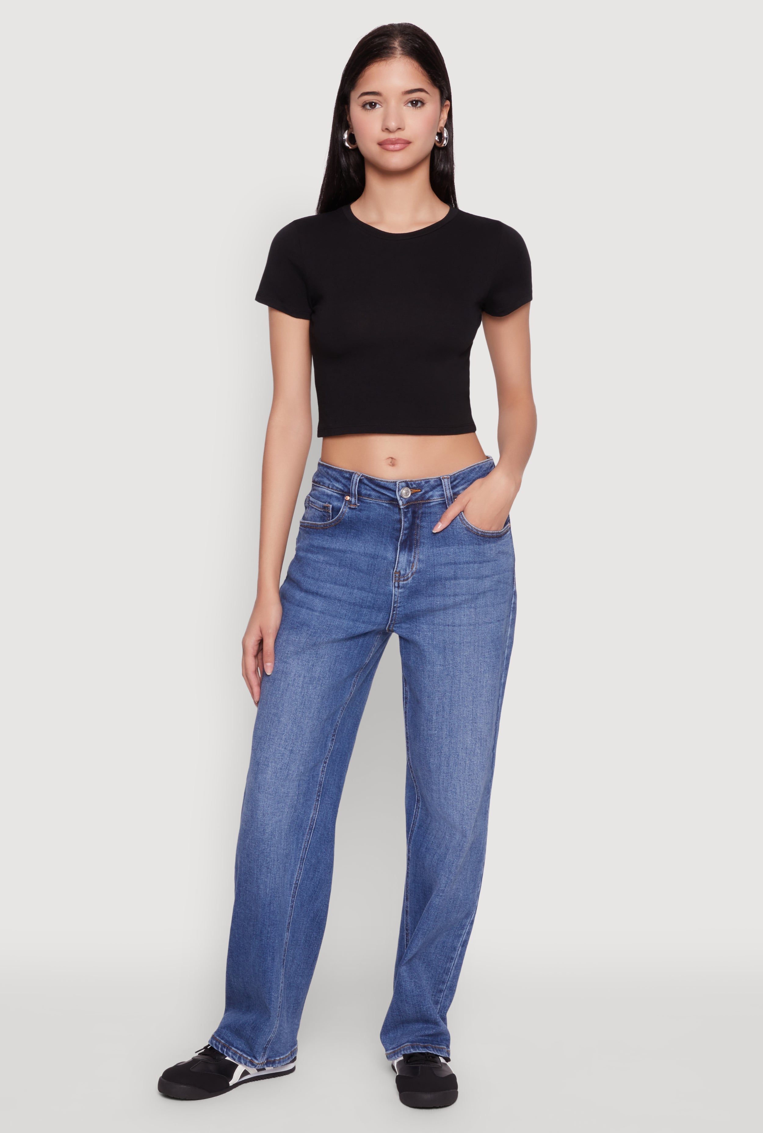 Cropped Short Sleeve Crew Neck Tee